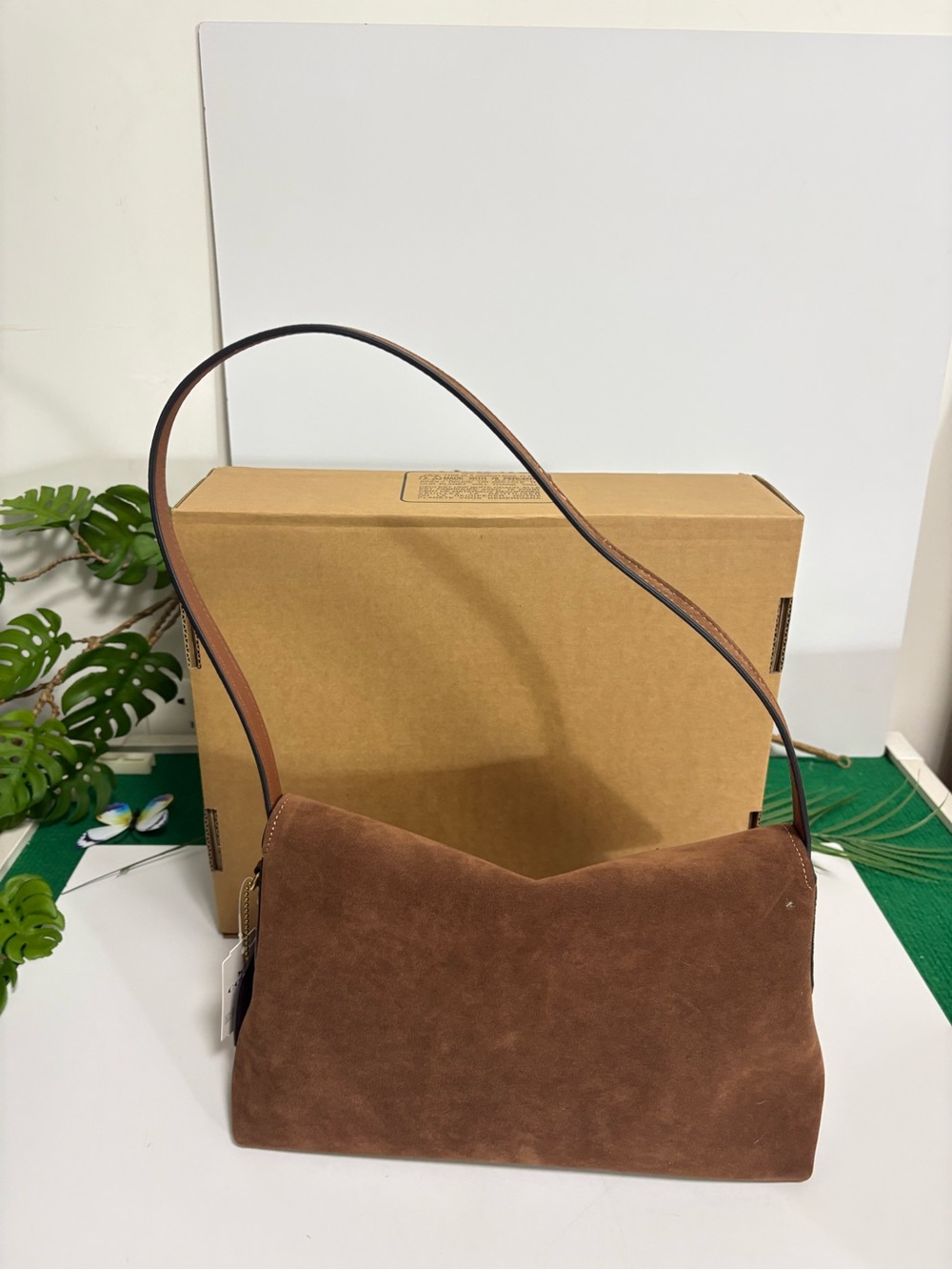 Coach Brown Suede Shoulder Bag with Gold Logo - Picture 2 of 7